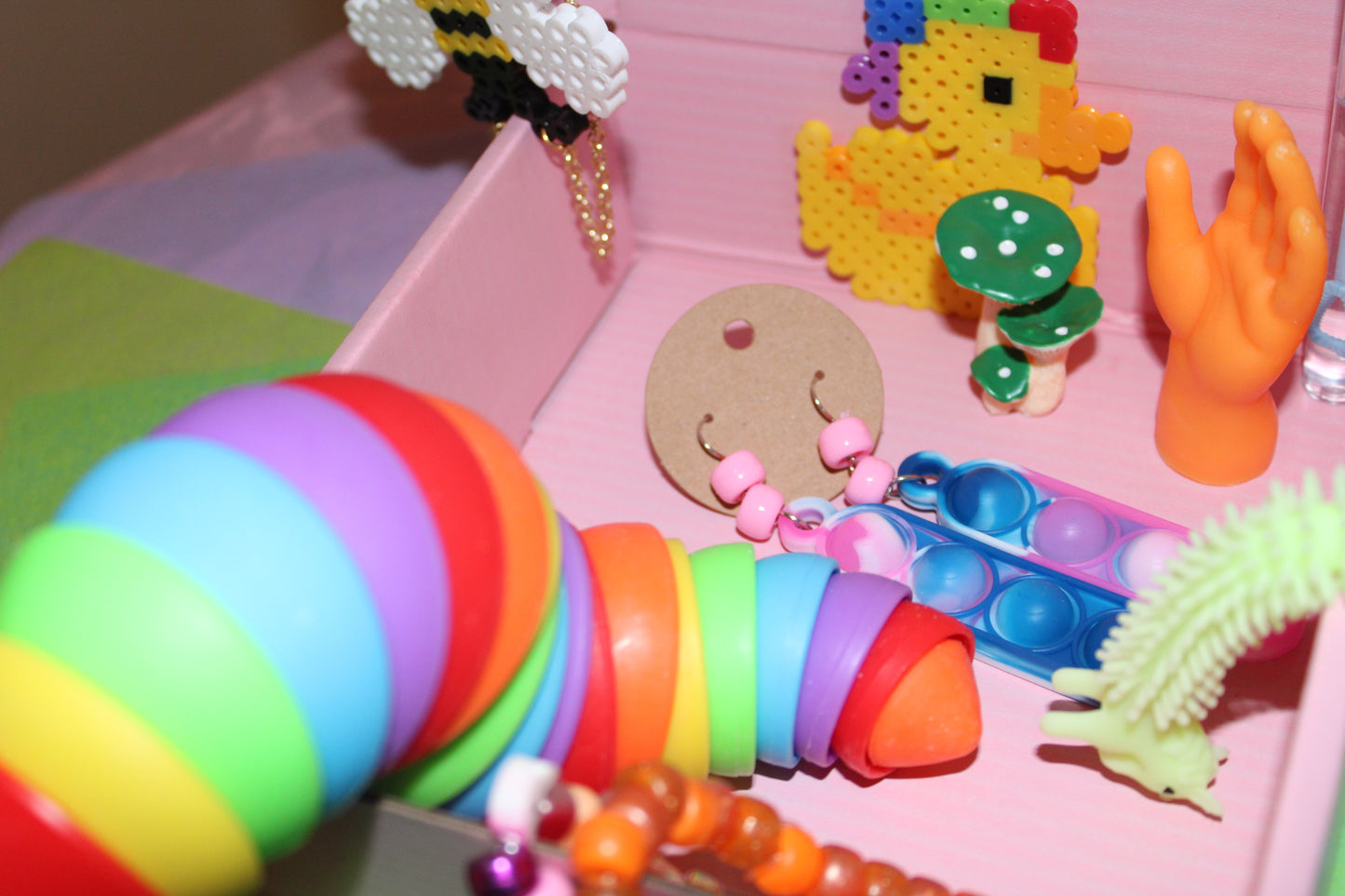 ✦ lil gremlin mystery box ✦